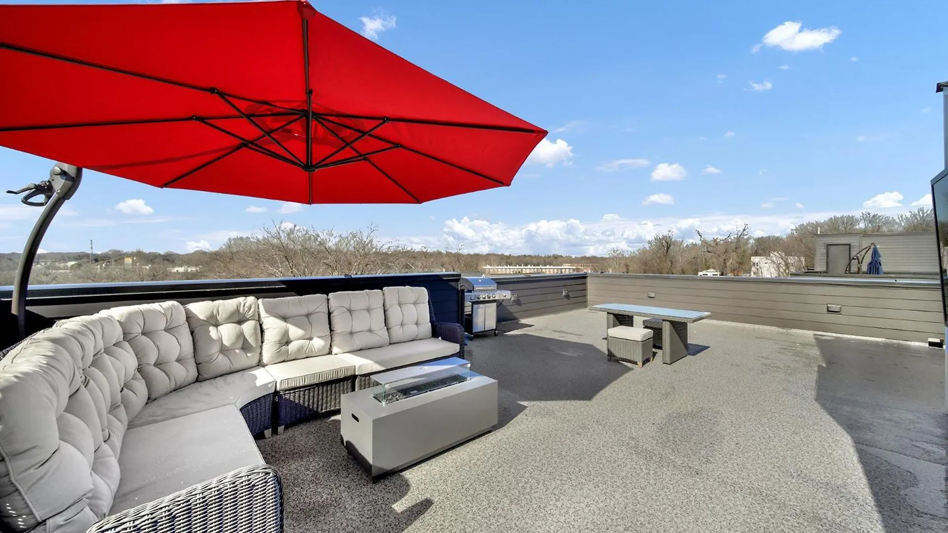406 Katonah Amazing Location Rooftop Patio Views And A Gym Charlotte Holiday home